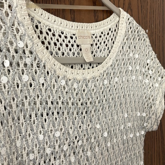 Chico’s sweater top, worn once. Like new! Size 0 - Picture 6 of 11